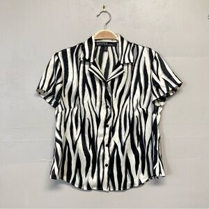 Kasper Short Sleeve Button Up Zebra Blouse